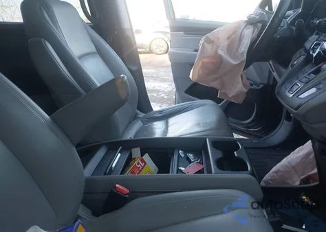 2019 Honda Odyssey Ex-L z USA, uszkodzony, nr VIN 5FNRL6H72KB044752